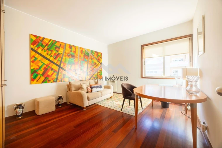 Apartamento T5 para Venda em Aldoar, Foz do Douro e Nevogilde Foto 26