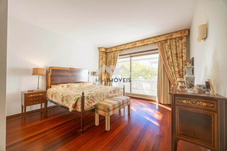 Apartamento T5 para Venda em Aldoar, Foz do Douro e Nevogilde Foto 8