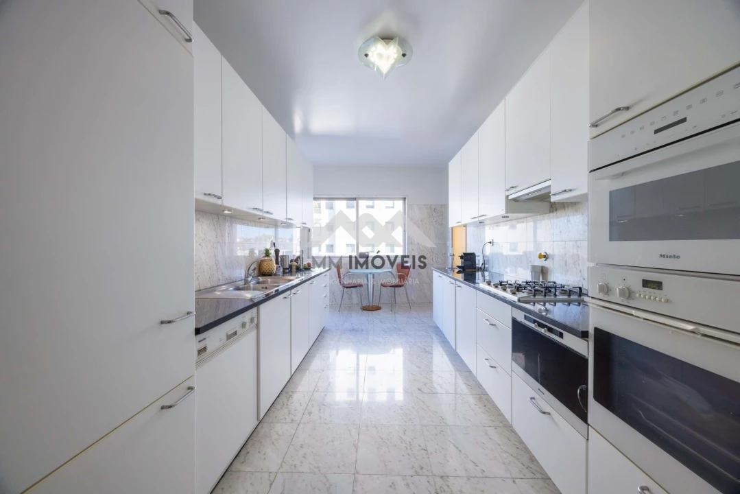Apartamento T5 para Venda em Aldoar, Foz do Douro e Nevogilde Foto 6