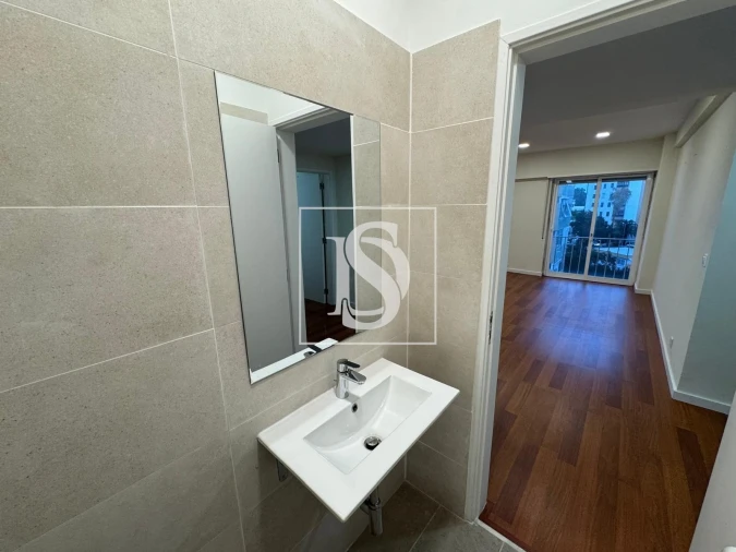 Apartamento T3 para Arrendamento em Carnaxide e Queijas Foto 13