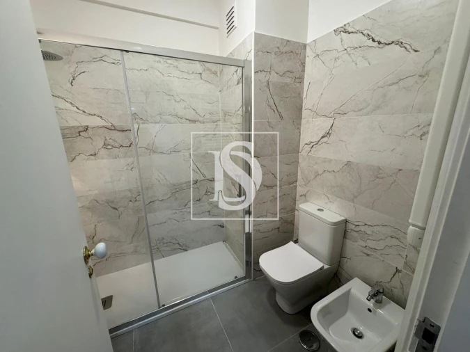 Apartamento T3 para Arrendamento em Carnaxide e Queijas Foto 22