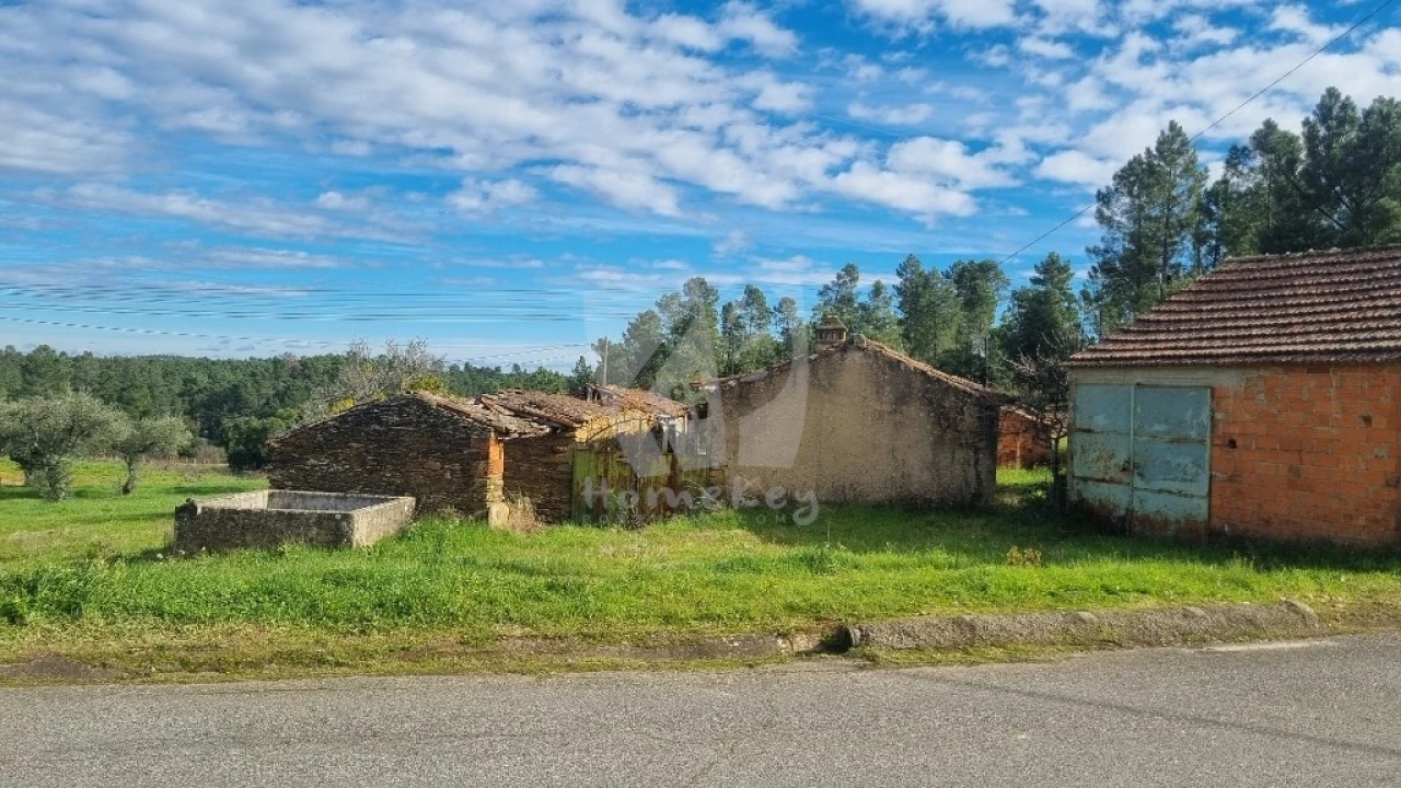 Terreno para Venda em Sarzedas Foto 1