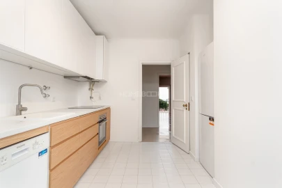 Apartamento T4 para Arrendamento em Cascais e Estoril