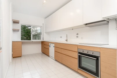 Apartamento T4 para Arrendamento em Cascais e Estoril