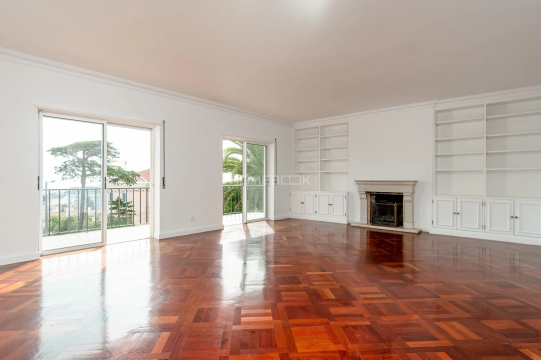 Apartamento T4 para Arrendamento em Cascais e Estoril Foto 1