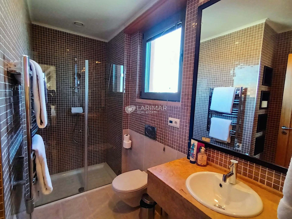 Apartamento T3 para Venda em Quarteira Foto 10