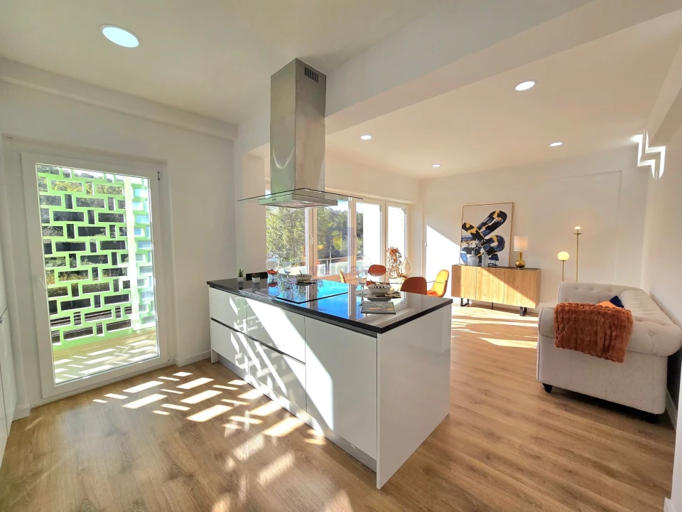 Apartamento T3 para Venda em Benfica Foto 3