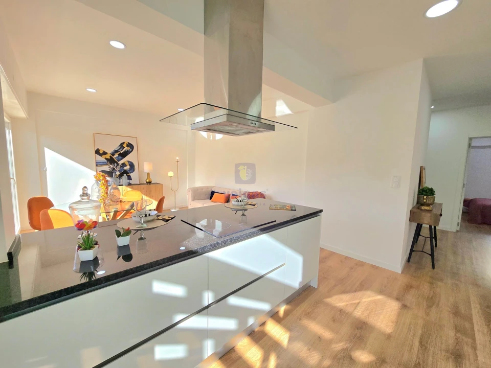 Apartamento T3 para Venda em Benfica Foto 4