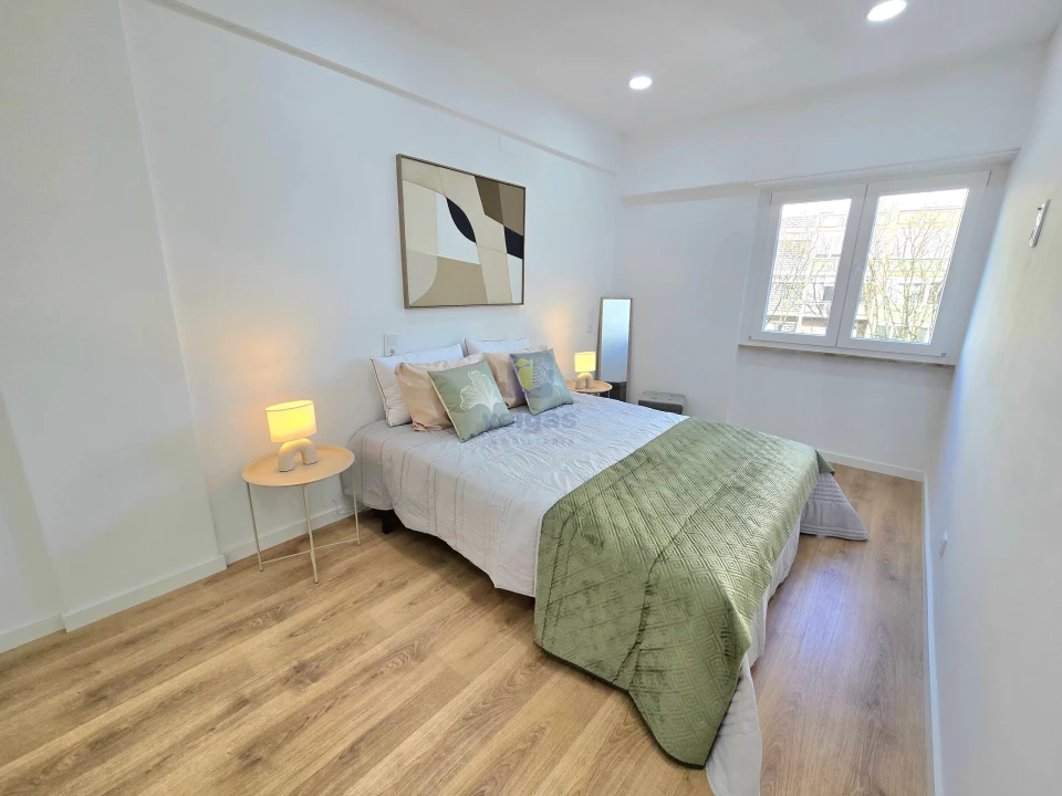 Apartamento T3 para Venda em Benfica Foto 15