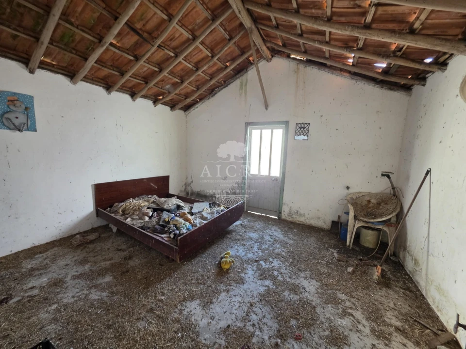 Moradia T1 para Venda em Parreira e Chouto Foto 14