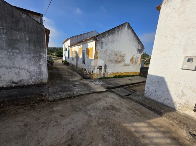 Moradia T1 para Venda em Parreira e Chouto Foto 2