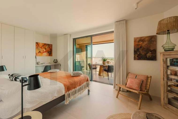 Moradia T4 para Venda em Odiaxere Foto 23