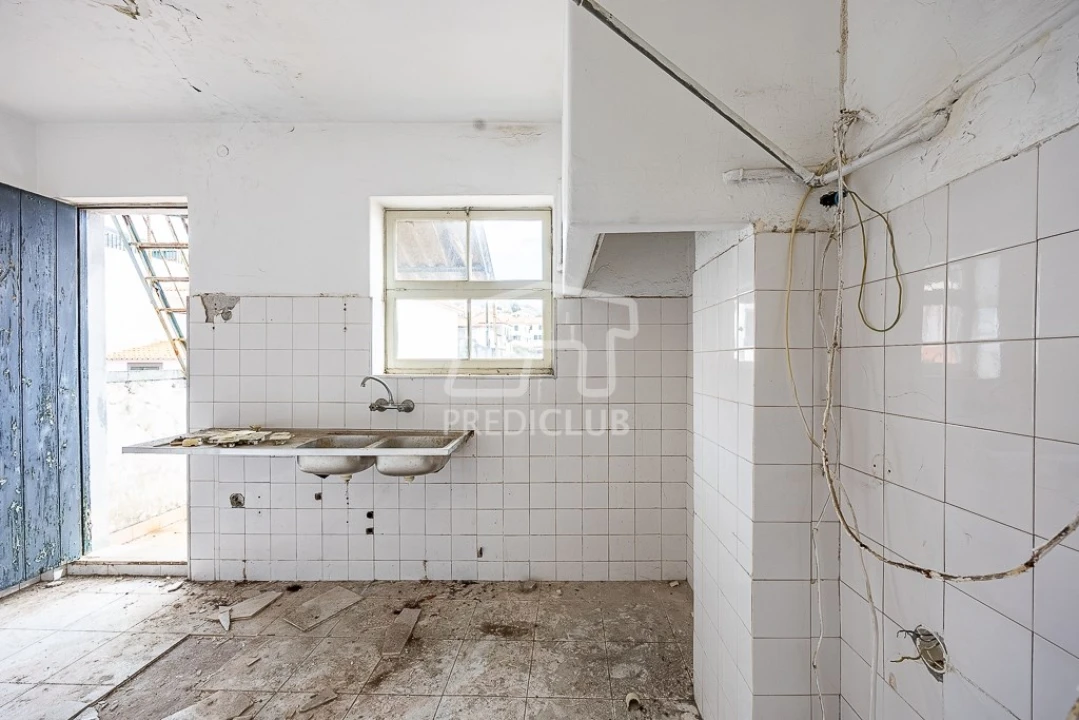 Prédio para Venda em Funchal (Santa Maria Maior) Foto 25