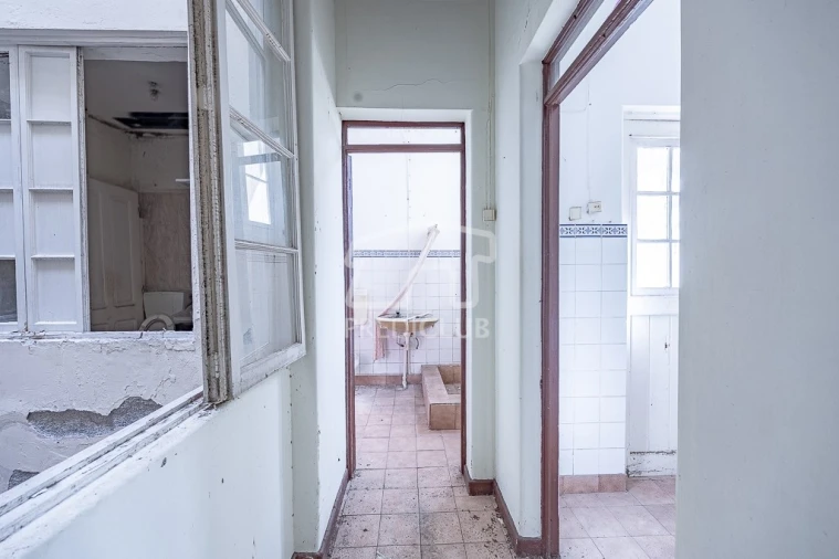 Prédio para Venda em Funchal (Santa Maria Maior) Foto 6