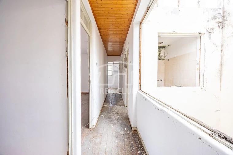 Prédio para Venda em Funchal (Santa Maria Maior) Foto 23