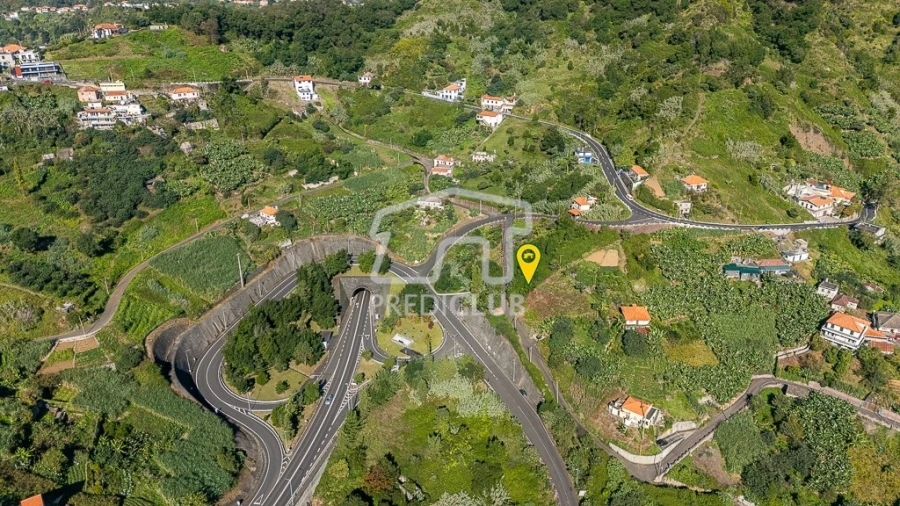 Terreno para Venda em Porto da Cruz Foto 2