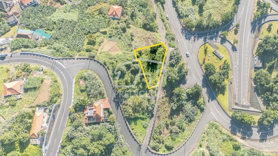 Terreno para Venda em Porto da Cruz Foto 4