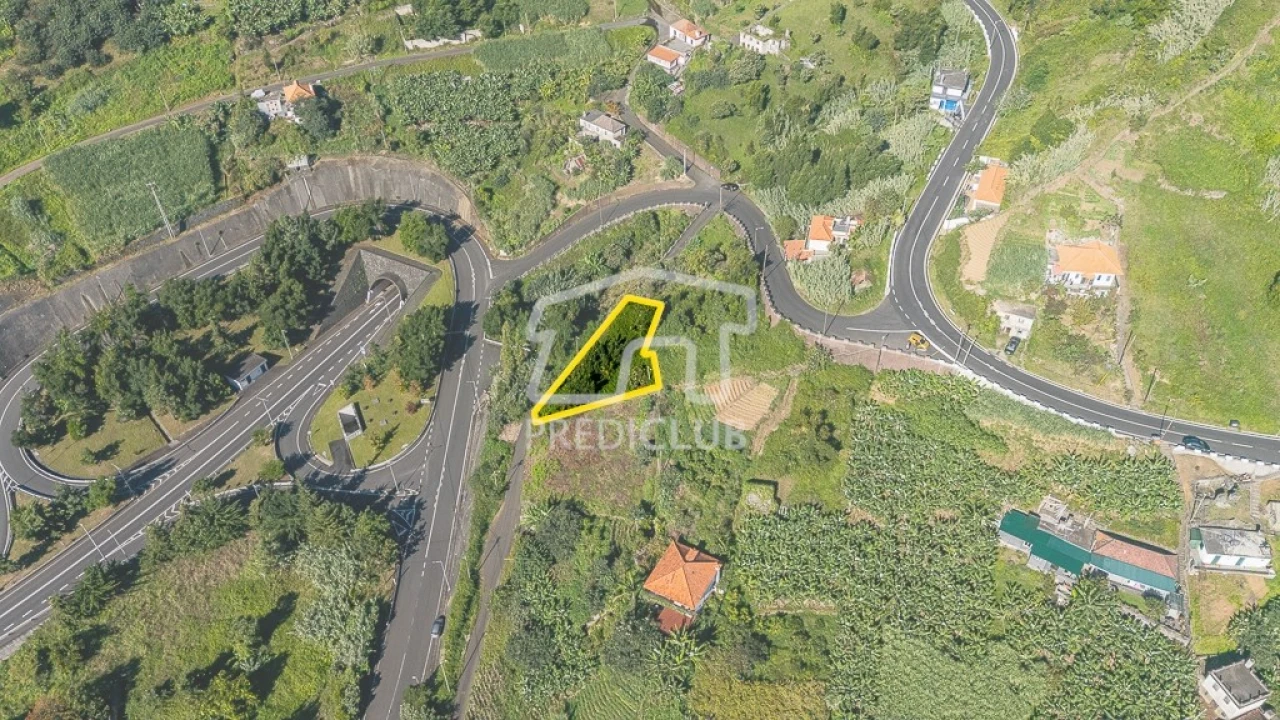 Terreno para Venda em Porto da Cruz Foto 3