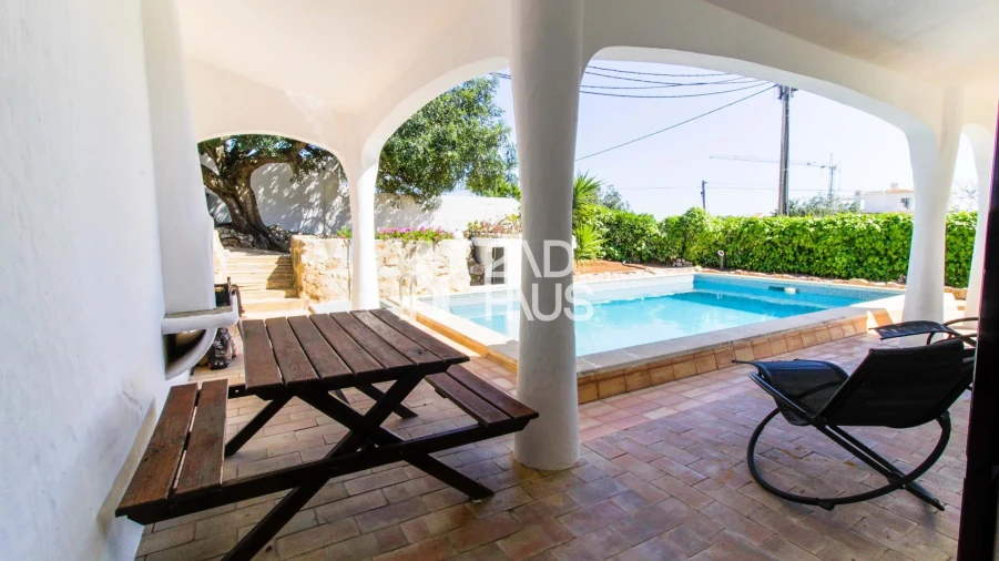 Moradia T5 para Venda em Albufeira e Olhos de Água Foto 13