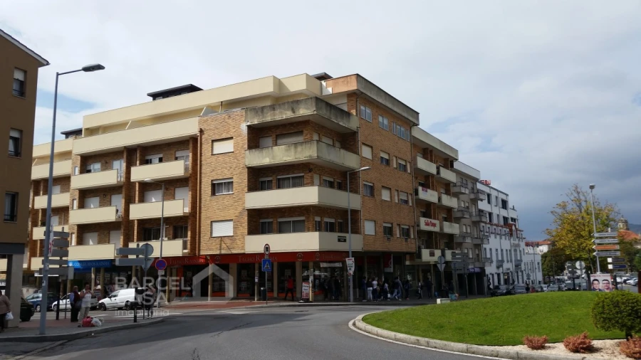 Escritório para Arrendamento em Barcelos, V.Boa, V.Frescainha Foto 1