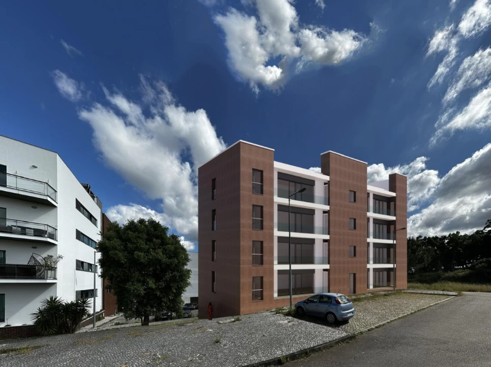 Apartamento T4 para Venda em Santa Clara e Castelo Viegas Foto 1