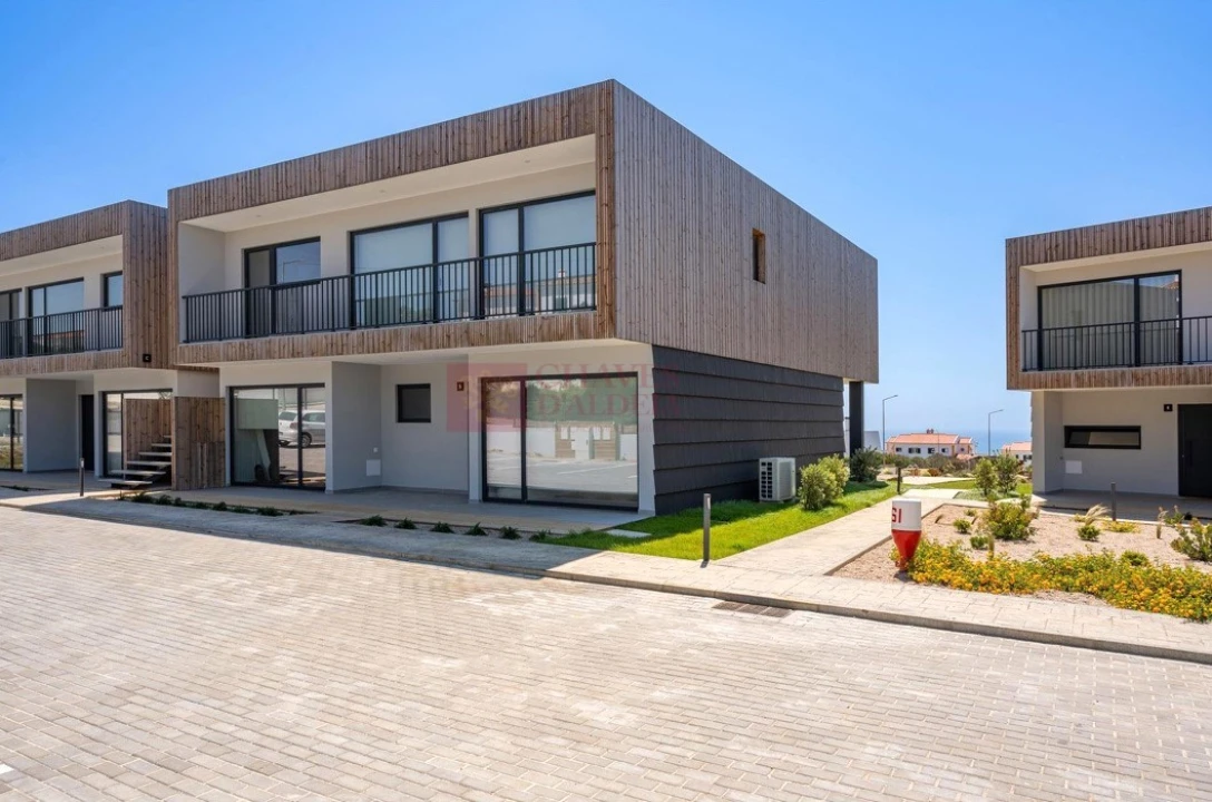 Apartamento T2 para Arrendamento em Encarnação Foto 17