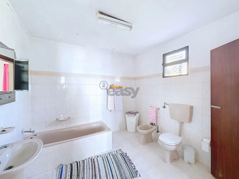 Moradia T3 para Venda em Calheta Foto 14