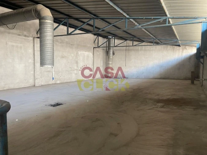 Armazém para Venda em Amiais de Baixo Foto 21