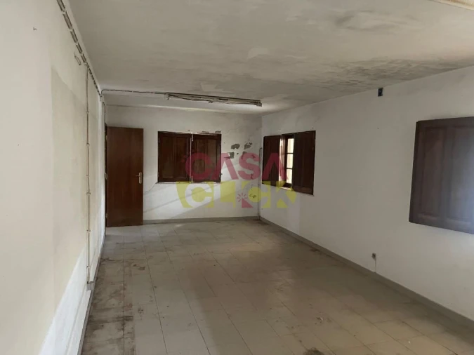 Armazém para Venda em Amiais de Baixo Foto 19