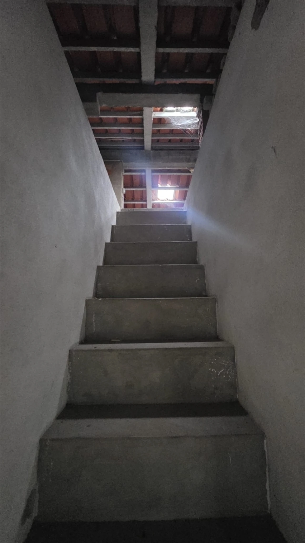 Moradia T3 para Venda em Arcozelo Foto 44