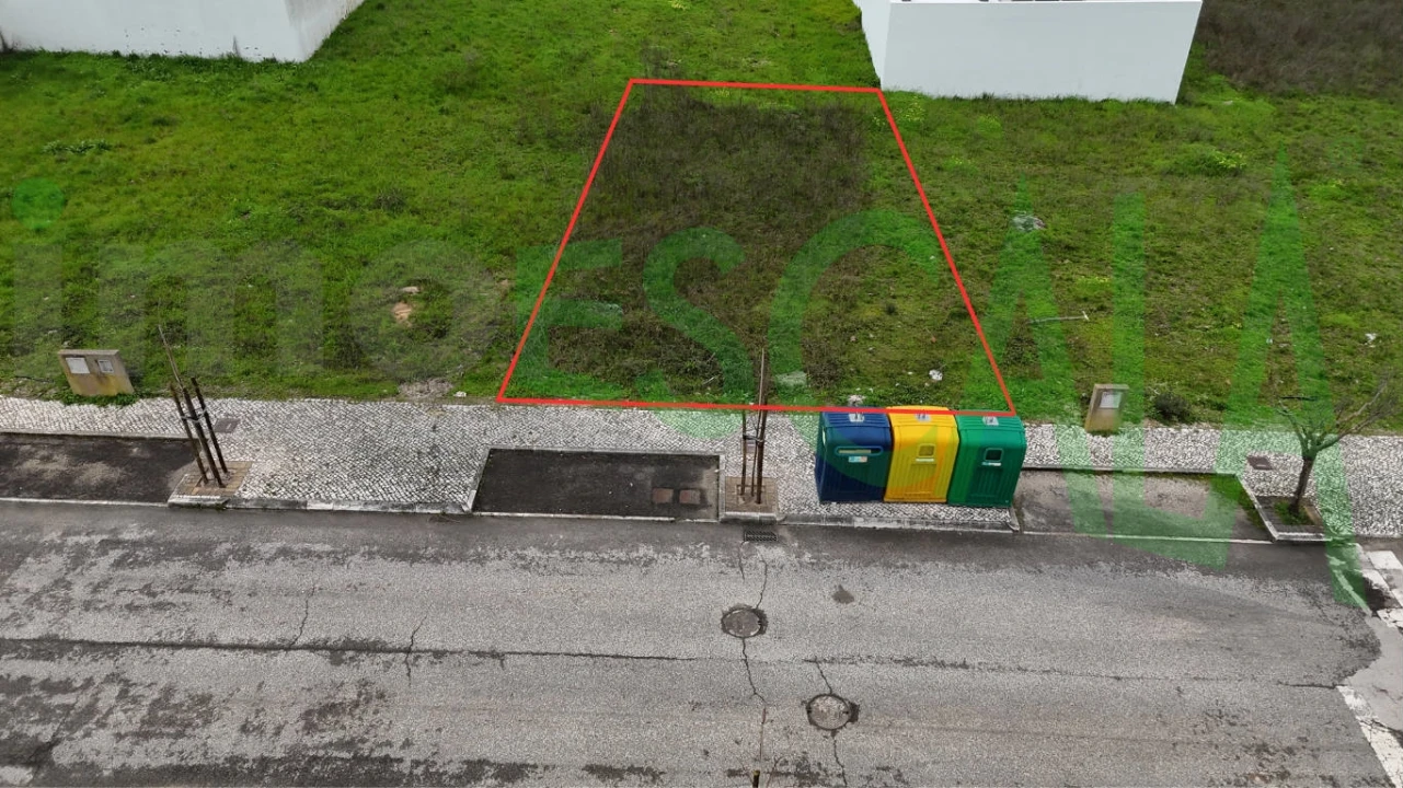 Terreno para Venda em Cartaxo e Vale da Pinta Foto 1