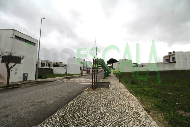 Terreno para Venda em Cartaxo e Vale da Pinta Foto 8