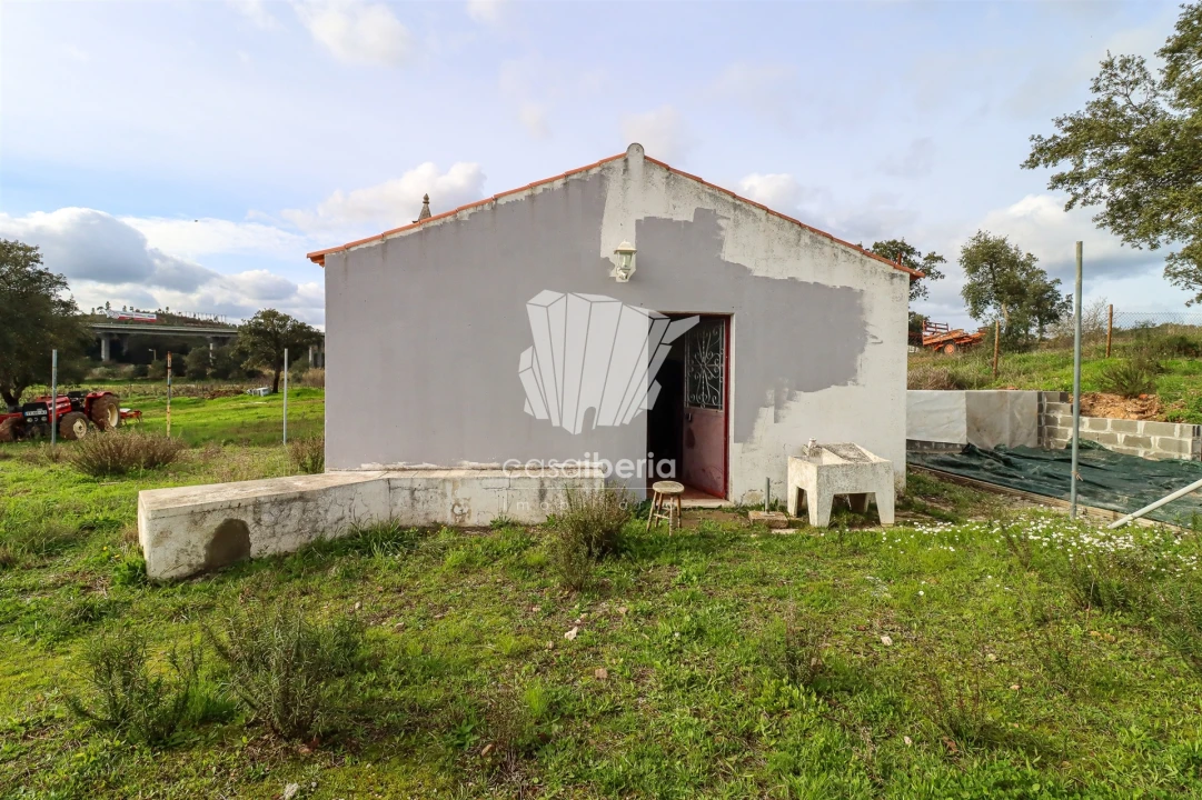 Moradia T3 para Venda em São Bartolomeu de Messines Foto 24