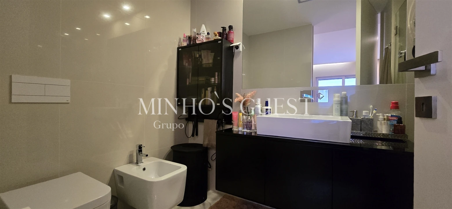 Apartamento T3 para Venda em Nogueira, Fraião e Lamaçães Foto 13