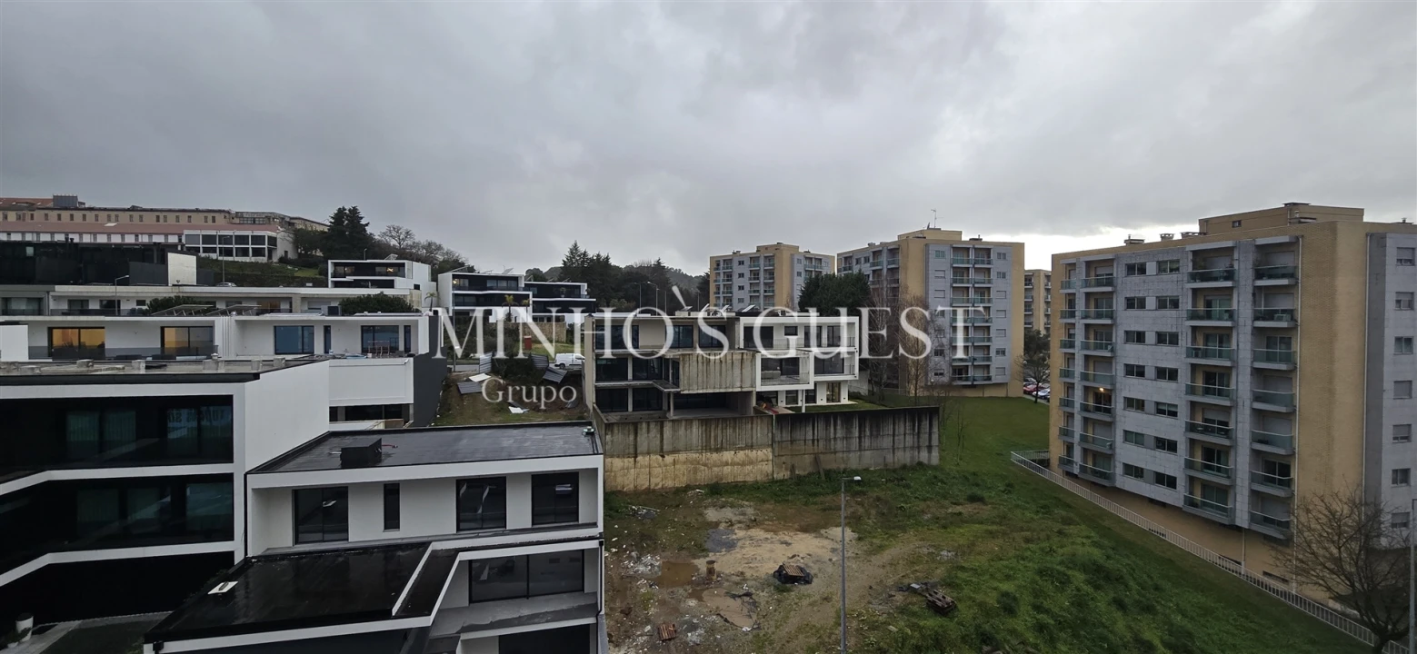 Apartamento T3 para Venda em Nogueira, Fraião e Lamaçães Foto 27