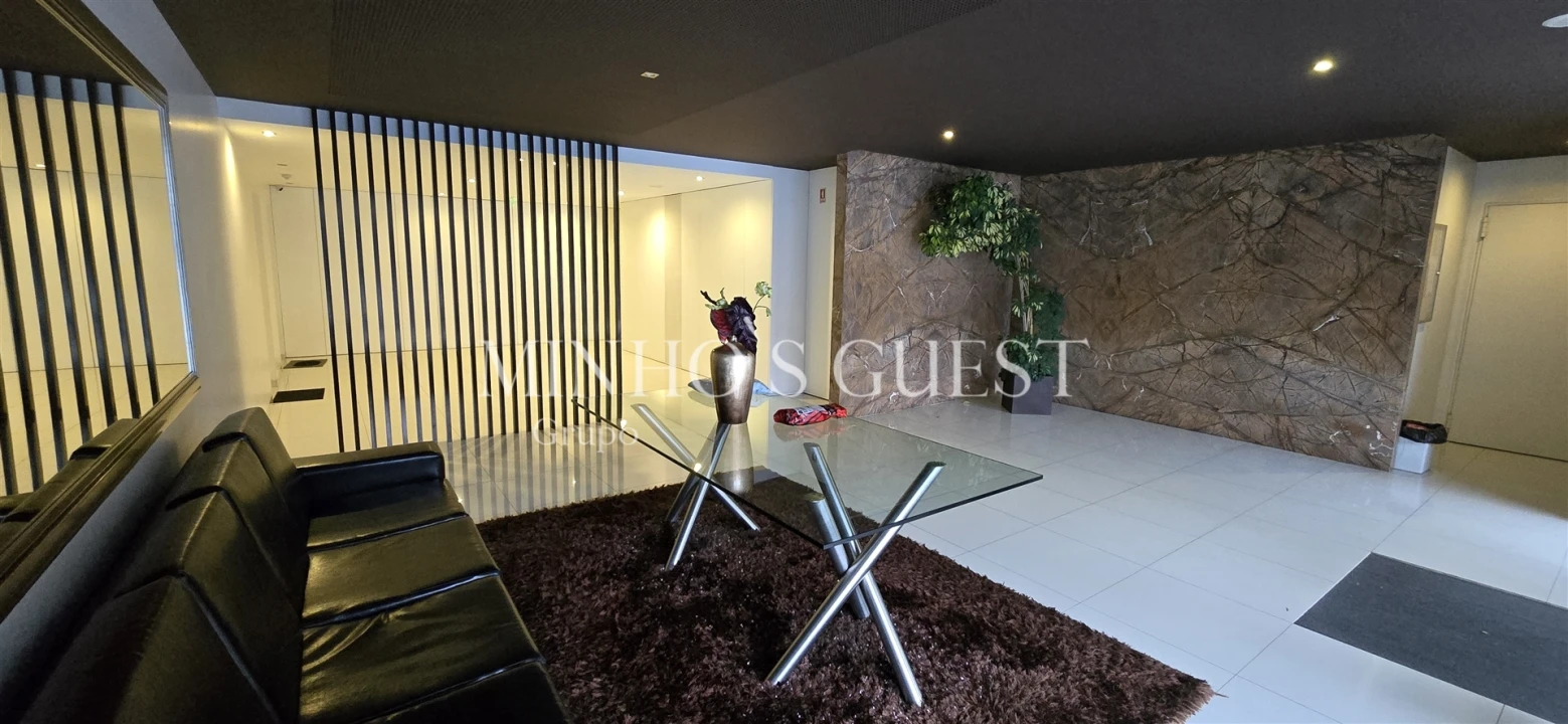 Apartamento T3 para Venda em Nogueira, Fraião e Lamaçães Foto 31