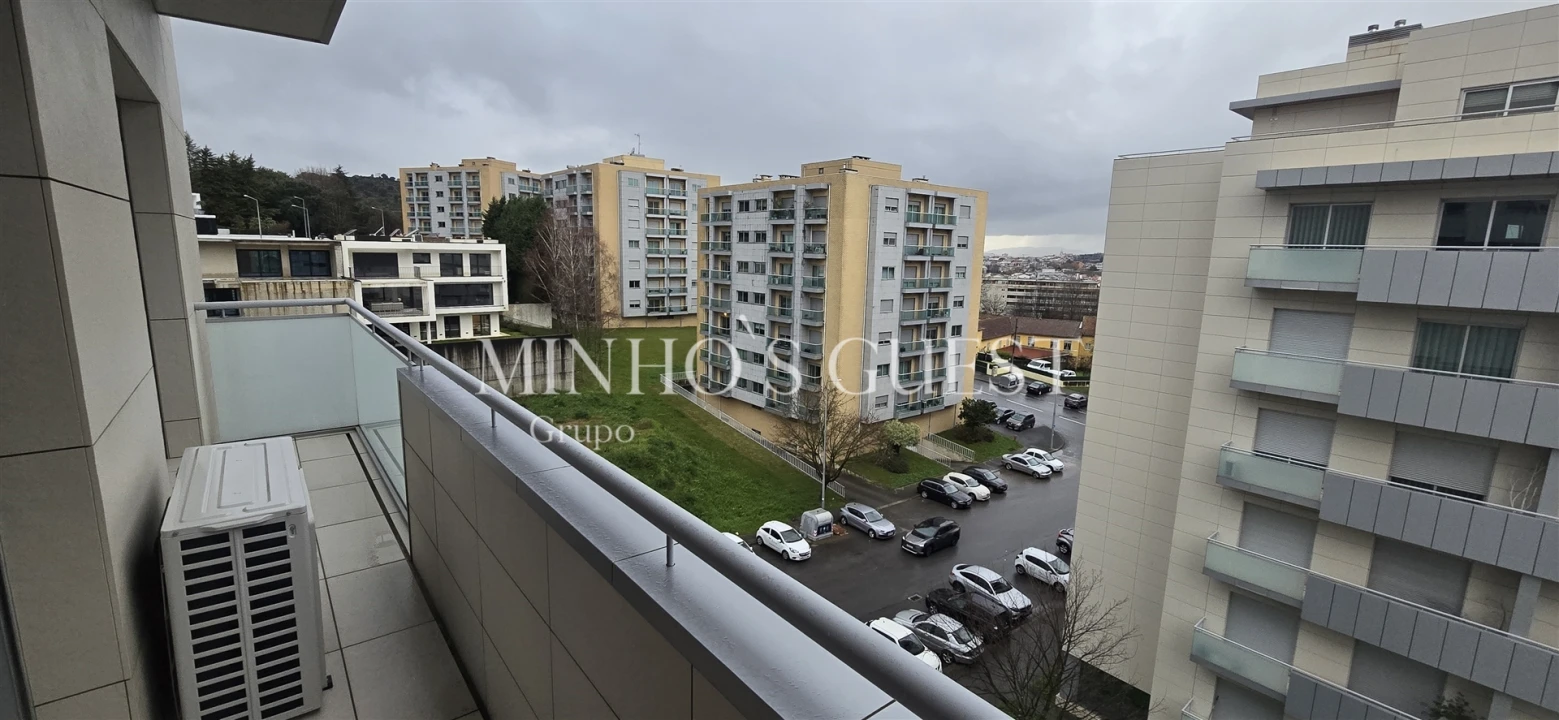 Apartamento T3 para Venda em Nogueira, Fraião e Lamaçães Foto 20