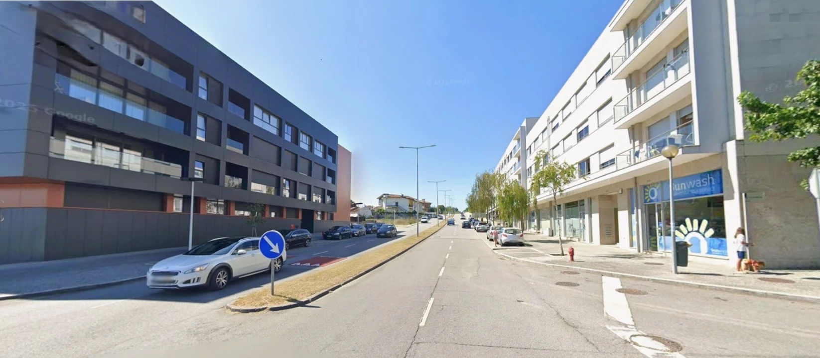 Terreno para Venda em Cidade da Maia Foto 3