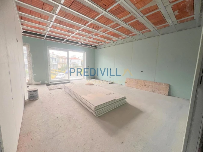 Moradia T3 para Venda em Vilar e Mosteiró Foto 14