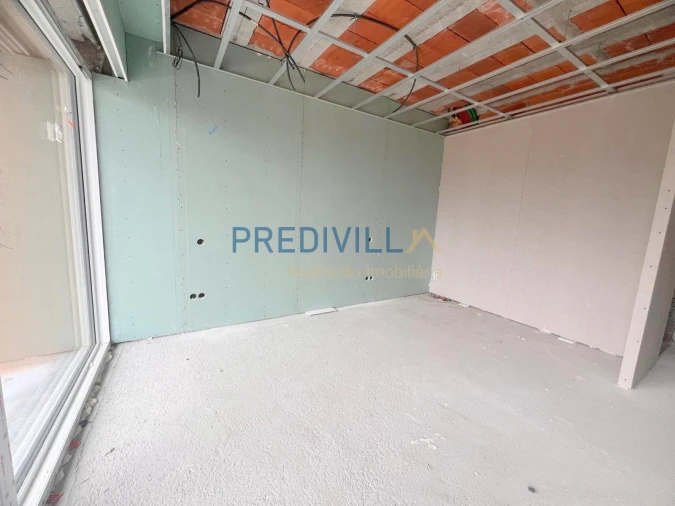 Moradia T3 para Venda em Vilar e Mosteiró Foto 2