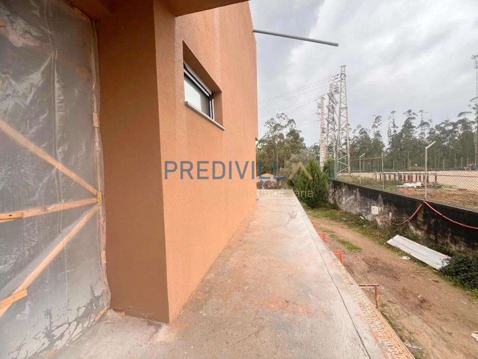 Moradia T3 para Venda em Vilar e Mosteiró Foto 24