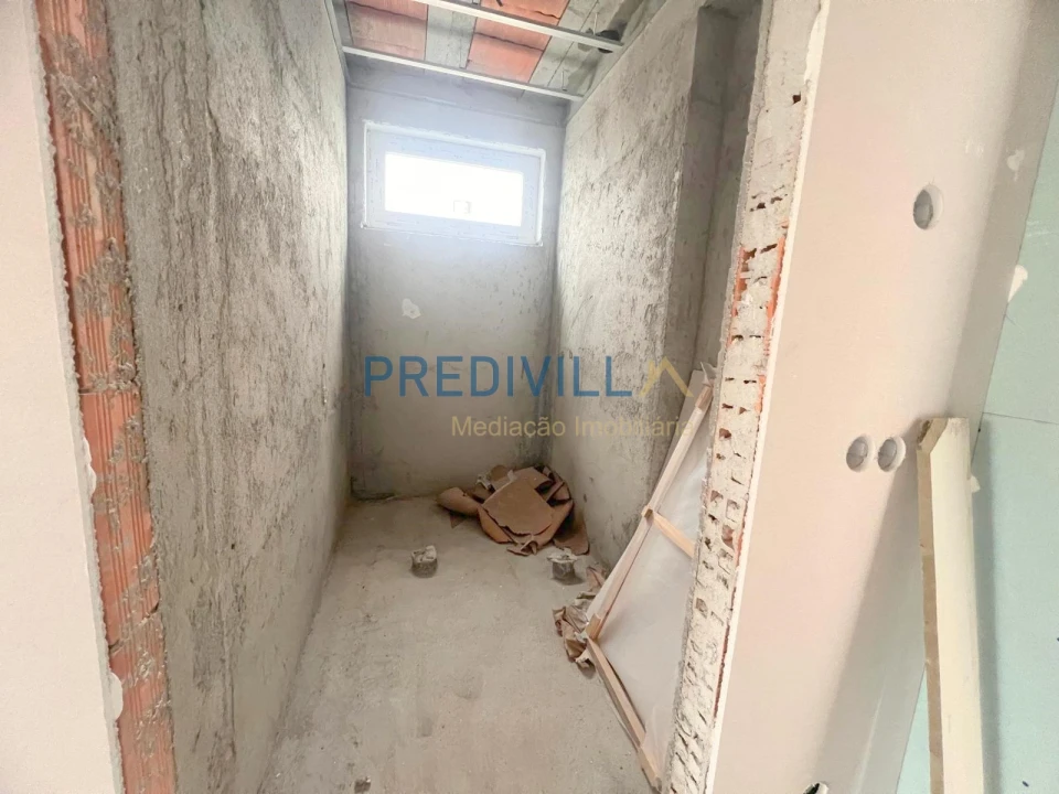 Moradia T3 para Venda em Vilar e Mosteiró Foto 3