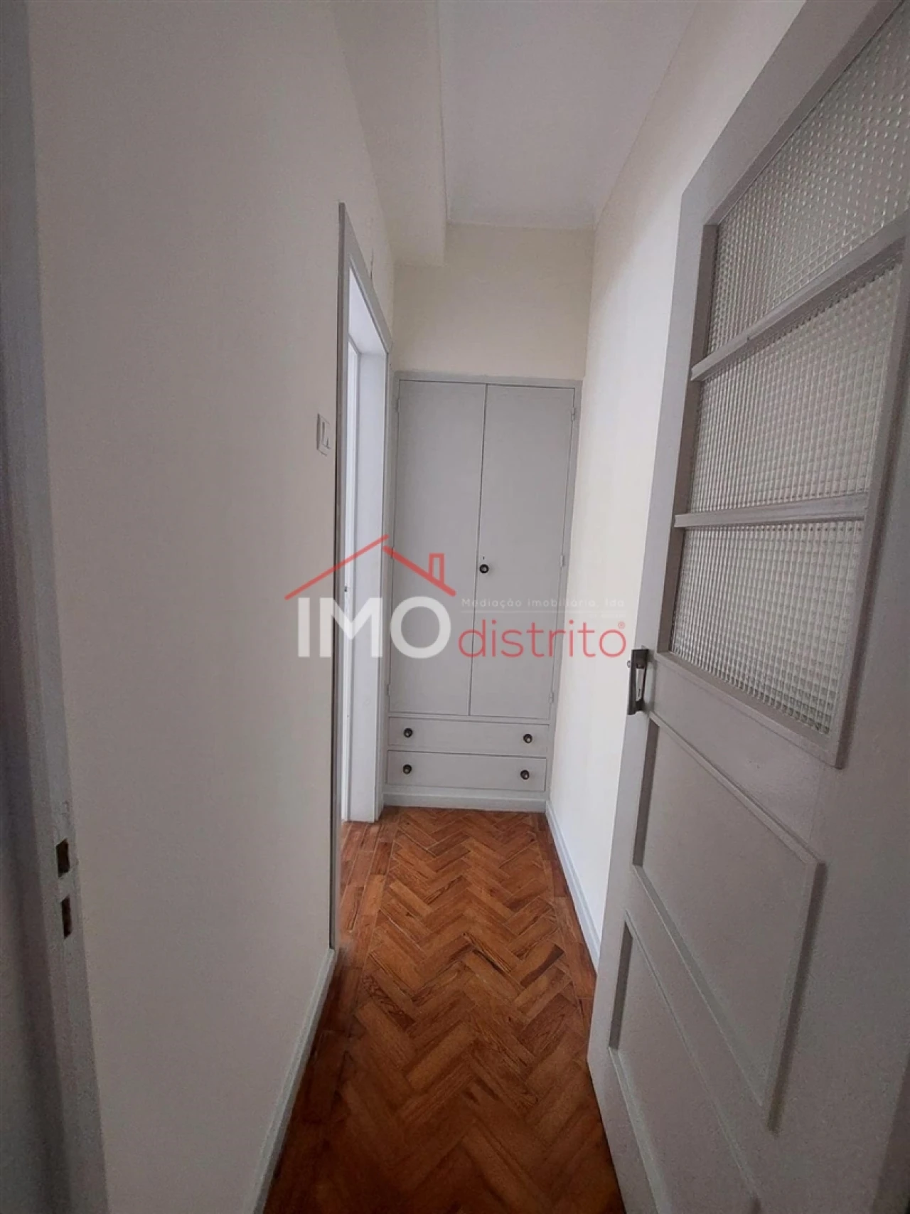 Apartamento T4 para Arrendamento em Sé e São Lourenço Foto 14