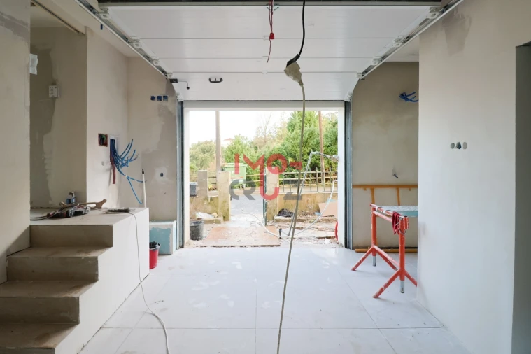 Moradia T4 para Venda em Santa Maria, São Pedro e Matacães Foto 7