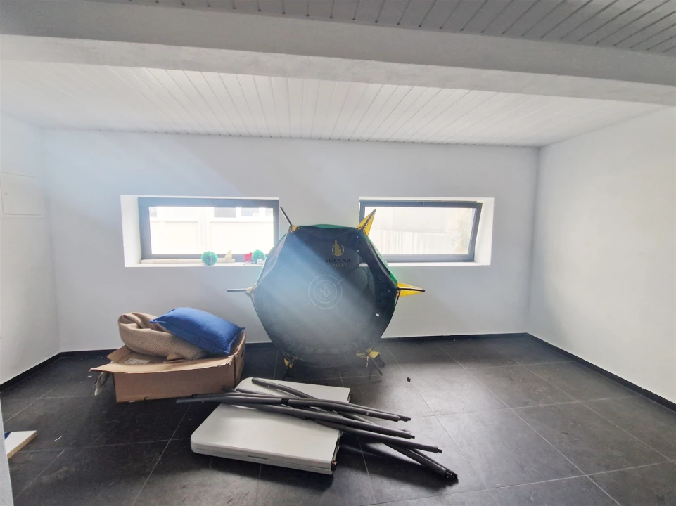 Apartamento T4 para Venda em Viseu Foto 36