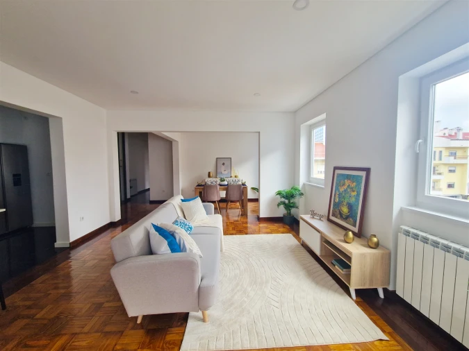 Apartamento T4 para Venda em Viseu Foto 8