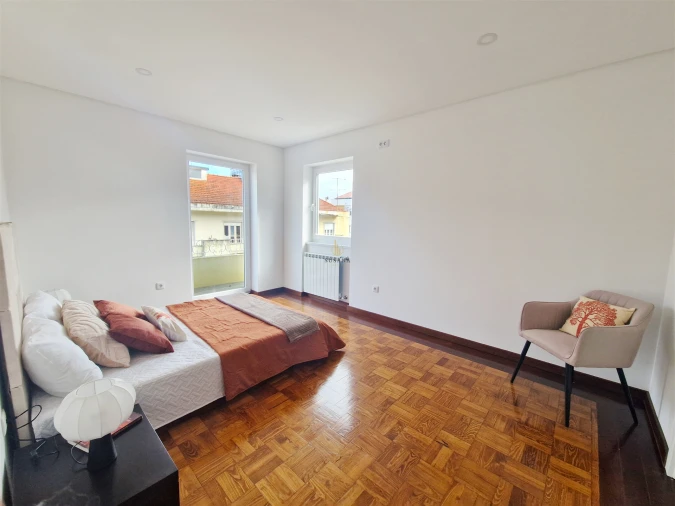 Apartamento T4 para Venda em Viseu Foto 14