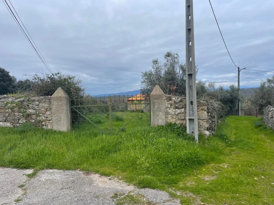 Quinta T0 para Venda em Oledo Foto 26