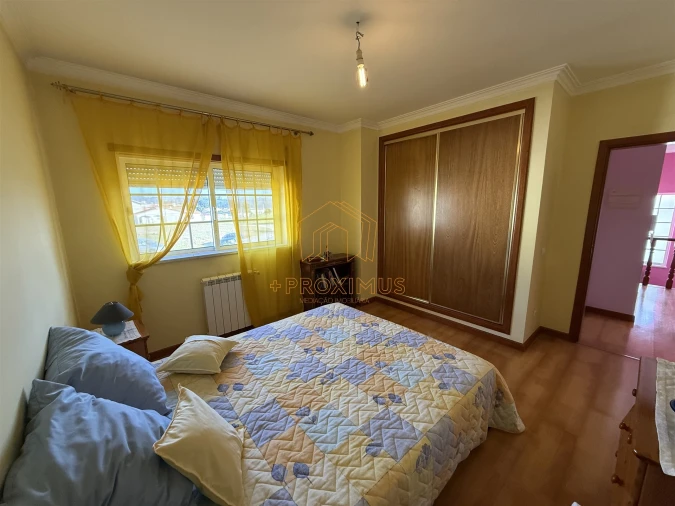 Moradia T4 para Venda em Maiorca Foto 21