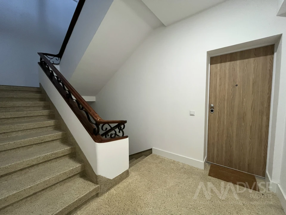Apartamento T4 para Venda em Viseu Foto 52
